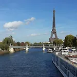 Vue Tour Eiffel, Cadeau De Bienvenue, 4 Personnes
