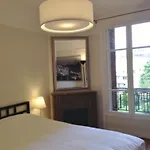 Vue Tour Eiffel, Cadeau De Bienvenue, 4 Personnes